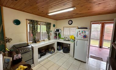 VENTA CASA - 2 HAB – B° LOS PERALES ADIUNJU