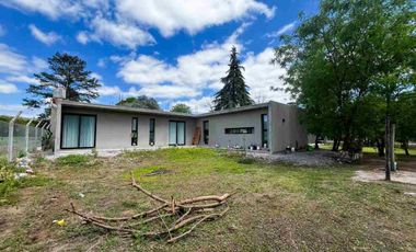 VENTA CASA  LOS ALISOS