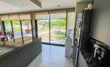 VENTA CASA  LOS ALISOS