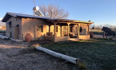 Viñedo y Refugio para huéspedes en Valle de Uco