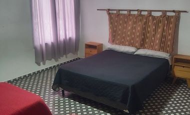ALQUILER CABAÑA DE 2 HABITACIONES. ALBARDÓN
