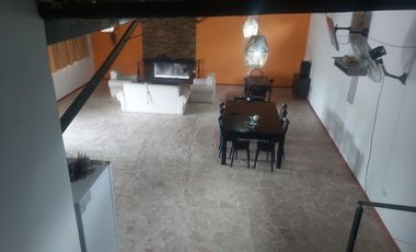 ALQUILER CABAÑA DE 2 HABITACIONES. ALBARDÓN