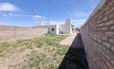 Casa en microbarrio Privado Natania 65. Rivadavia