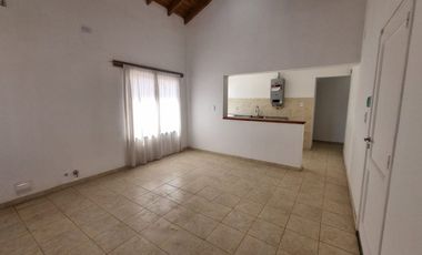 Casa en microbarrio Privado Natania 65. Rivadavia