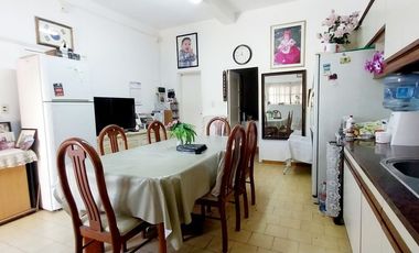 2 DEPTOS DE 2 AMBIENTES + 2 LOCALES VENTA BANFIELD