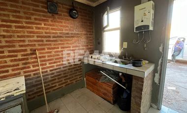 Alquiler terreno de 500m2 con oficina, Neuquén