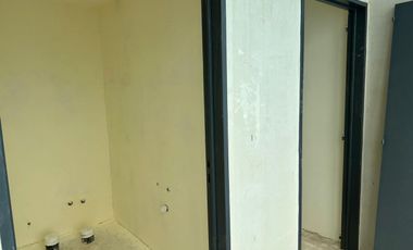 VENTA OLIVOS OFICINA 150 MTRS A ESTRENAR  2 COCHER