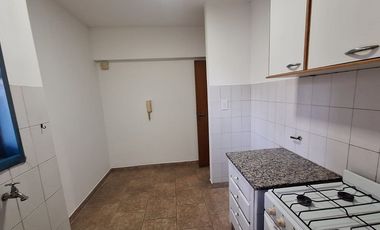 Departamento en ALQUILER 2 dormitorios y cochera.