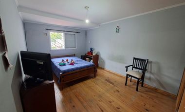 Casa con depto en PA, 2 Dorm c/u, cochera, patio