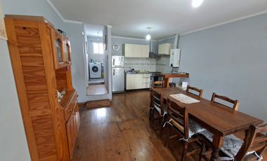 Casa con depto en PA, 2 Dorm c/u, cochera, patio