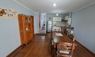 Casa con depto en PA, 2 Dorm c/u, cochera, patio