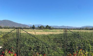 Sitio en Venta en Terreno sector oriente de Melipilla calle Barrales, para proyecto inmobiliario en sector residencial