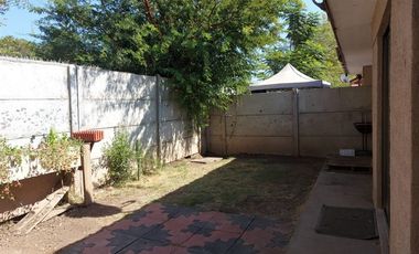 Casa en Arriendo en Calle Larga