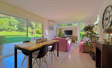 VENTA CASA 3 AMB CON PARQUE SIERRA DE LOS PADRES