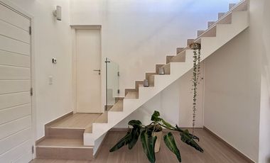 VENTA CASA 3 AMB CON PARQUE SIERRA DE LOS PADRES