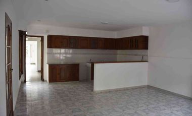 VENTA CASA 4 AMB C/GARAGE CENTRO BALCARCE A.CREDIT