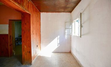 CASA EN VENTA,A REFACCIONAR,LA PLATA