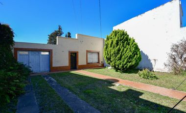 CASA EN VENTA,A REFACCIONAR,LA PLATA