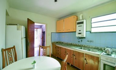 CASA EN VENTA,A REFACCIONAR,LA PLATA