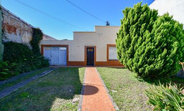 CASA EN VENTA,A REFACCIONAR,LA PLATA