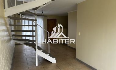 Casa en Arriendo en AV QUILVO
