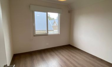 AMPLIA CASA EN CONDOMINIO SAN SEBASTIÁN 3 - COMO NUEVA