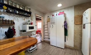 VENTA CASA 3 AMB. - JARDIN Y COCHERA - BELLA VISTA