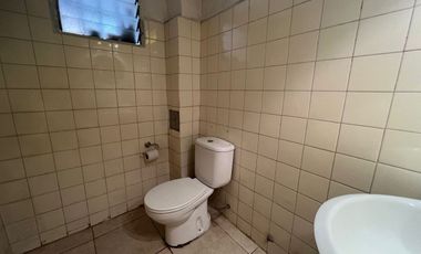 VENTA CASA 3 AMB. - JARDIN Y COCHERA - BELLA VISTA