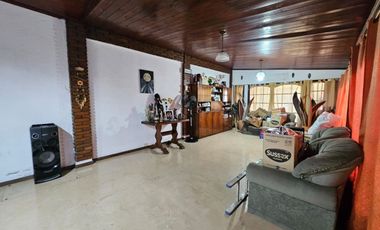 VENTA CASA 4 AMB - MORON- APTO CREDITO