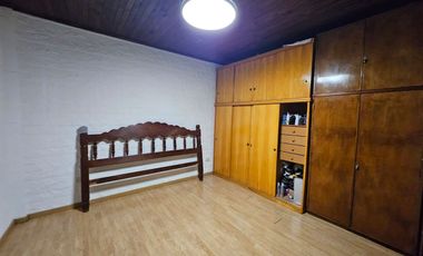 VENTA CASA 4 AMB - MORON- APTO CREDITO