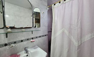 VENTA CASA 4 AMB - MORON- APTO CREDITO