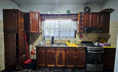 VENTA CASA 4 AMB - MORON- APTO CREDITO