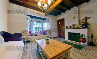 CASA 5 AMBIENTES-BELLA VISTA-APTO CRÉDITO-PISCINA