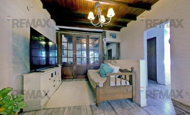 CASA 5 AMBIENTES-BELLA VISTA-APTO CRÉDITO-PISCINA