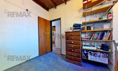 CASA 5 AMBIENTES-BELLA VISTA-APTO CRÉDITO-PISCINA