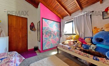 CASA 5 AMBIENTES-BELLA VISTA-APTO CRÉDITO-PISCINA