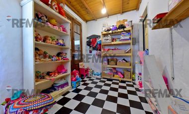 CASA 5 AMBIENTES-BELLA VISTA-APTO CRÉDITO-PISCINA