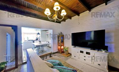 CASA 5 AMBIENTES-BELLA VISTA-APTO CRÉDITO-PISCINA