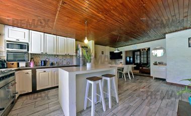 CASA 5 AMBIENTES-BELLA VISTA-APTO CRÉDITO-PISCINA