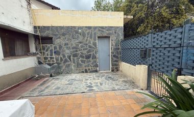 VENTA CASA 4 AMB Y DEPTO 2 AMB BELLA VISTA CENTRO