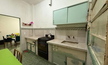 VENTA CASA 4 AMB Y DEPTO 2 AMB BELLA VISTA CENTRO