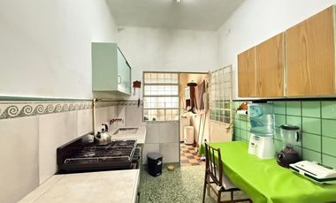 VENTA CASA 4 AMB Y DEPTO 2 AMB BELLA VISTA CENTRO