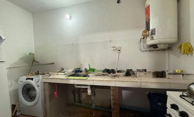 VENTA CASA 4 AMB Y DEPTO 2 AMB BELLA VISTA CENTRO