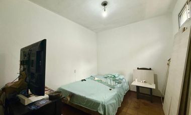 VENTA CASA 4 AMB Y DEPTO 2 AMB BELLA VISTA CENTRO