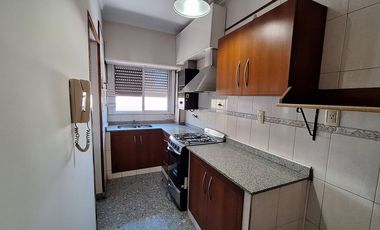 VENTA PH DE 3 AMB CON TERRAZA. LANÚS. APTO CREDITO
