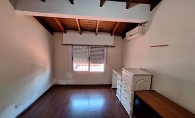 VENTA PH DE 3 AMB CON TERRAZA. LANÚS. APTO CREDITO
