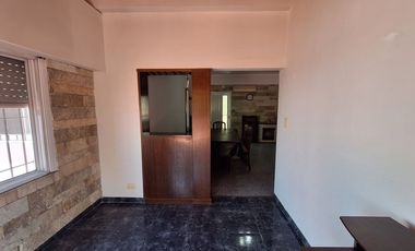 VENTA PH DE 3 AMB CON TERRAZA. LANÚS. APTO CREDITO