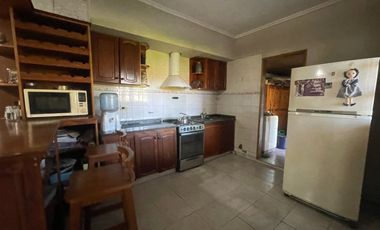 CASA EN VENTA EN BRAGADO CON PATIO