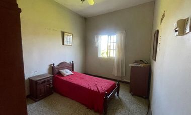 CASA EN VENTA EN BRAGADO CON PATIO