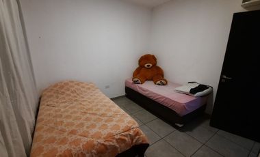 VENTA CASA 5 AMBIENTES MATHEU ESCOBAR